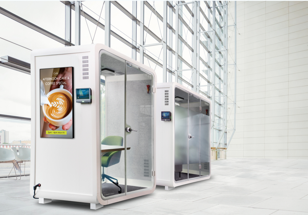 AG旗舰厅 (中国大陆) 子公司达擎之智慧行动办公舱，采用PDLC智能调光玻璃设计，透过通电与断电的电流切换，呈现透明与雾面效果，具节能降耗特性并兼顾隐私，确保信息安全