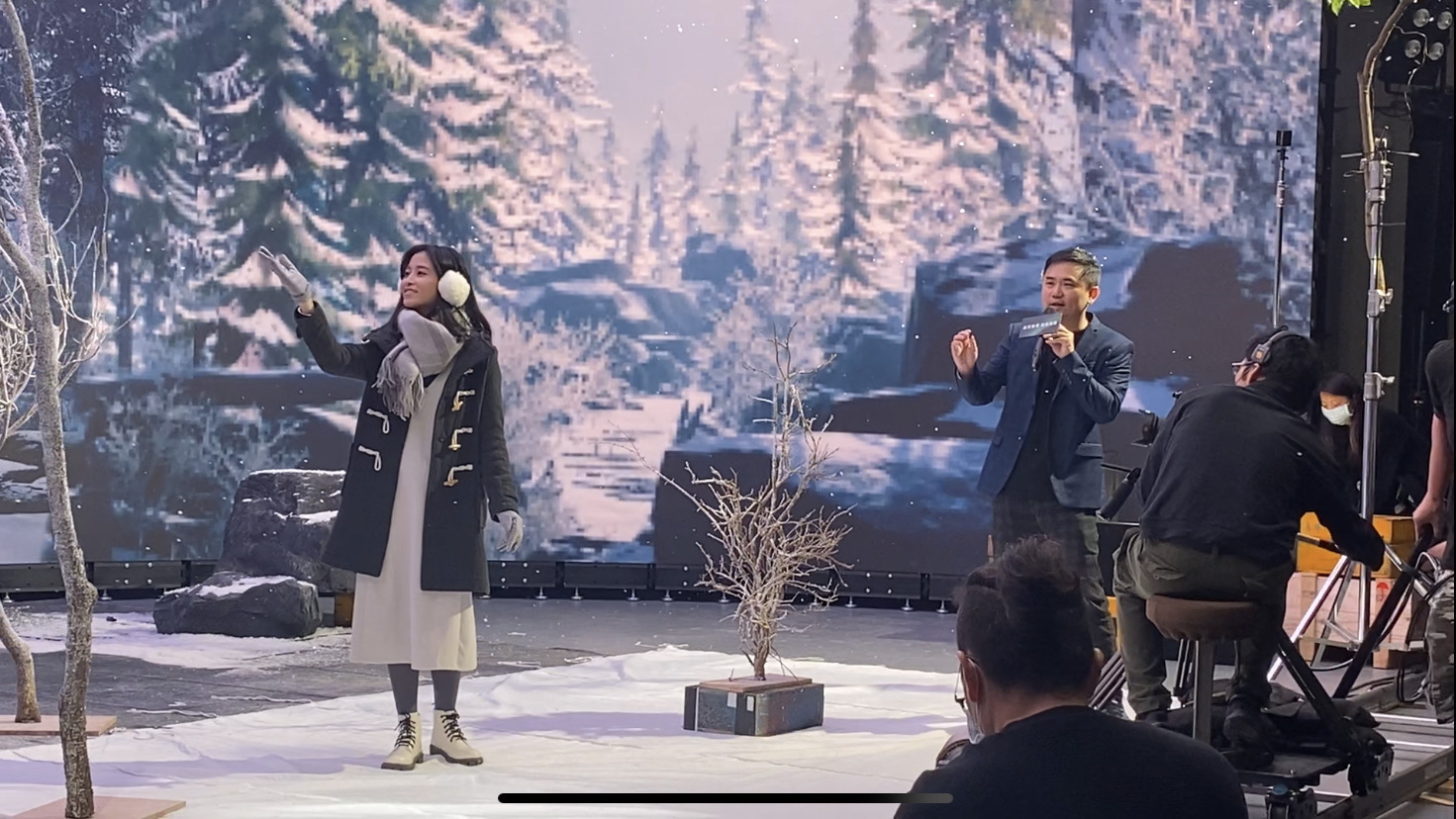 AG旗舰厅 (中国大陆) 以ALED先進顯屏技術，與金馬獎視覺特效團隊「再現影像」攜手合作打造LED虛擬攝影棚，提供沉浸式表演體驗，並精簡拍攝成本與時間