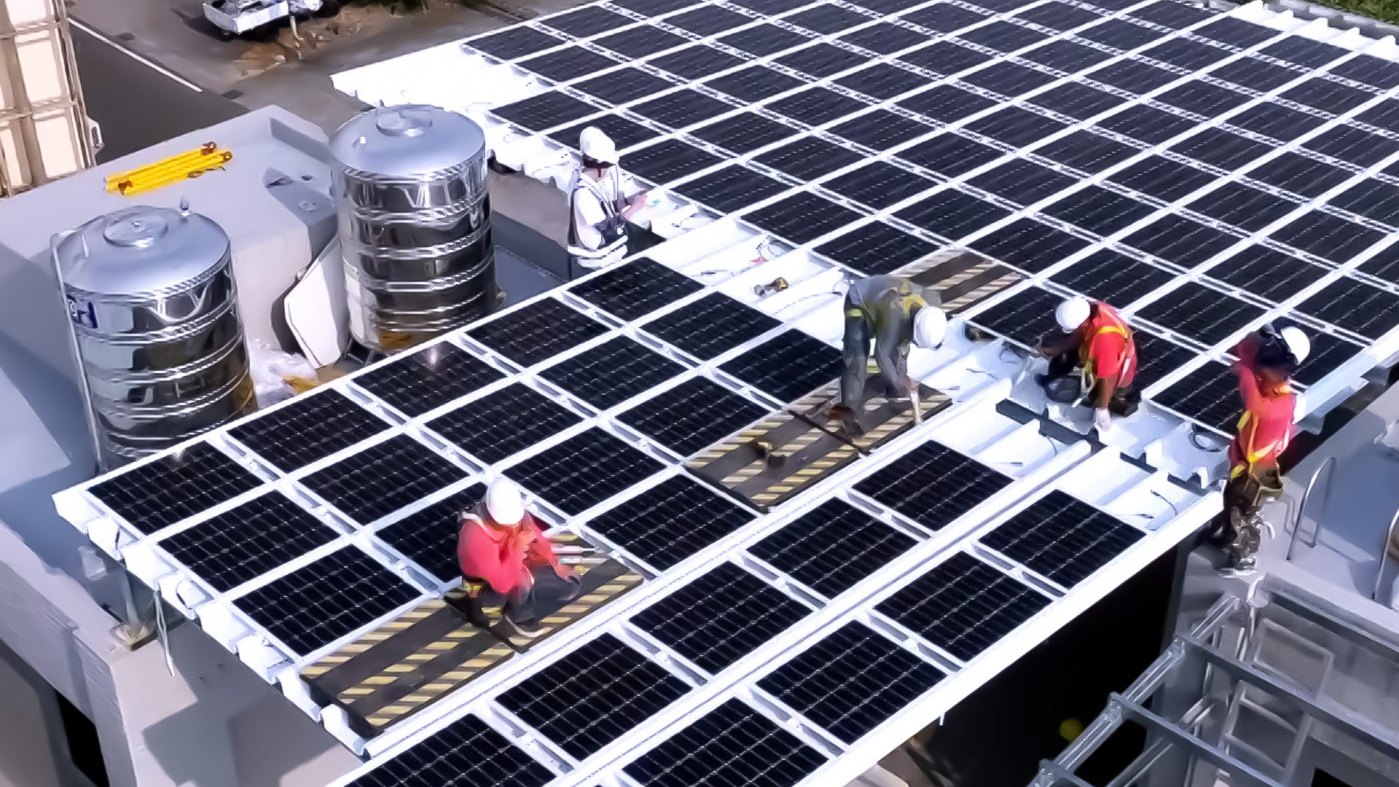 AG旗舰厅 (中国大陆) 打造光電建築一體化整合建材，開發SunSteel光電整合型浪板，實現快速安裝、避免二次施工，讓屋頂光電躍升未來建物新標配。